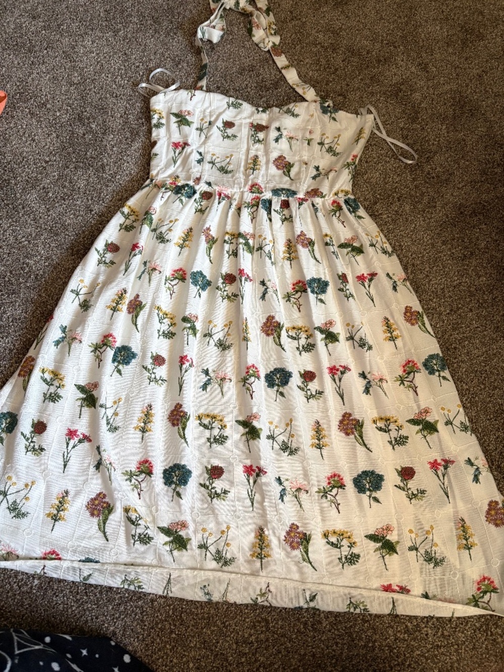 Ivy City Co Robyn Wildflower Dress in XL